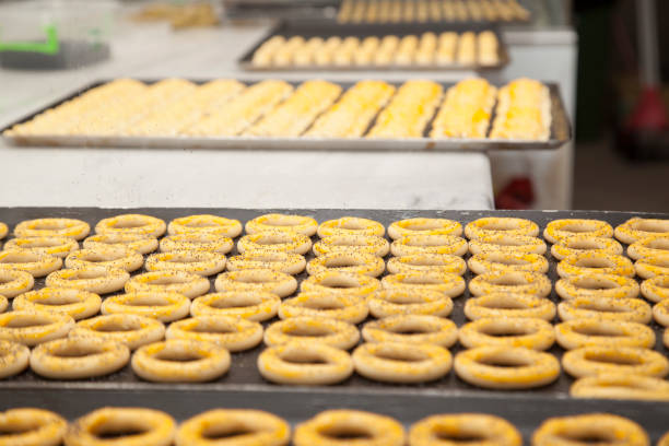 تصویر 3 از راه‌ اندازی خط تولید دونات با ظرفیت ۲۰۰ تا ۱۲۰۰۰ عدد در ساعت