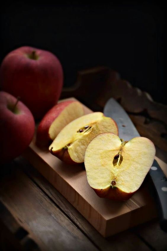 تصویر 1 از سیب باغی تازه با اندازه درشت و ماندگاری بالا