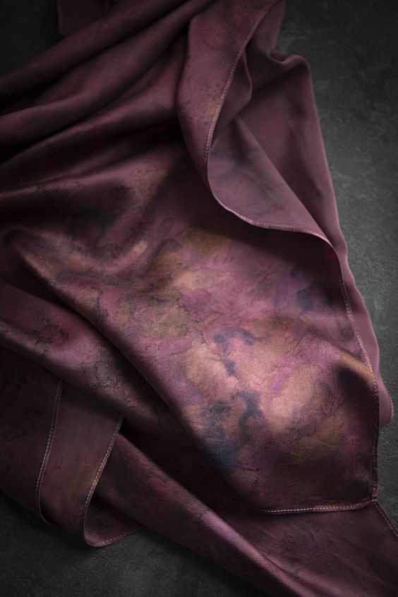 تصویر 3 از پارچه مازراتی با ایستایی عالی و مناسب دوخت مانتو و لباس رسمی