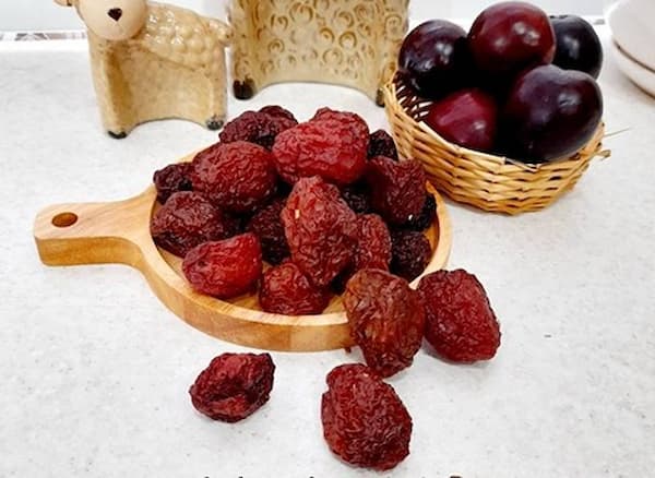 تصویر 1 از آلو بخارا جنگلی طبیعی با طعم اصیل و خواص مفید