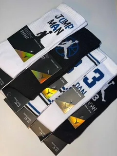 تصویر 4 از جوراب ورزشی شماره دار تیمی