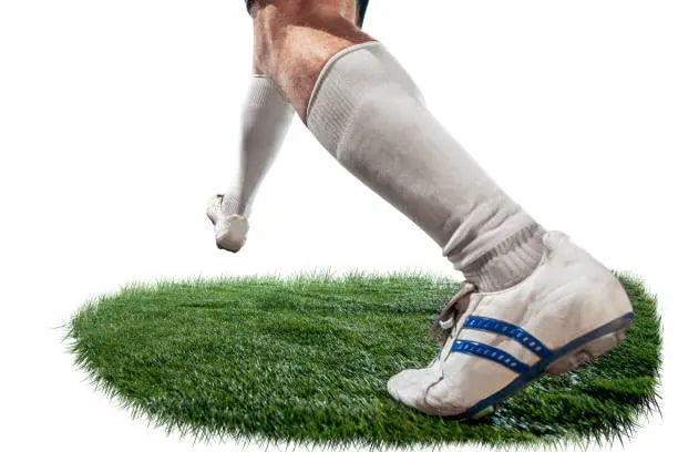 تصویر 1 از جوراب ورزشی فوتبال سفید کلاسیک