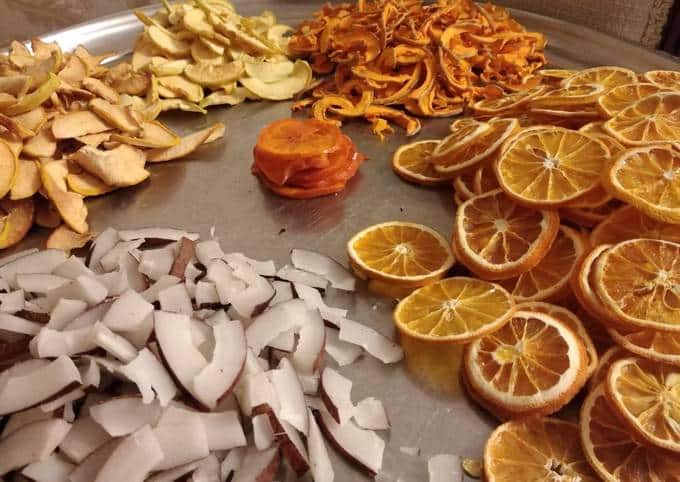 تصویر 2 از انواع میوه خشک طبیعی برای تغذیه سالم