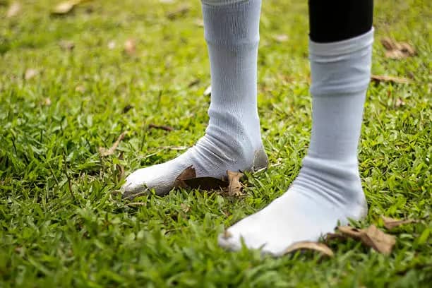 تصویر 3 از جوراب ورزشی خیلی بلند جذاب