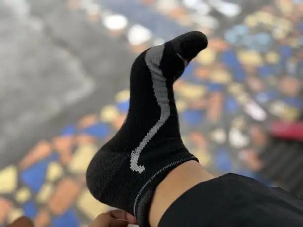 تصویر 4 از جوراب ورزشی زنانه سبک