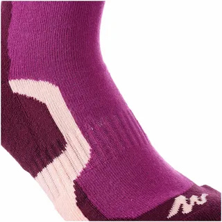 تصویر 4 از جوراب ورزشی روی لگ بلند