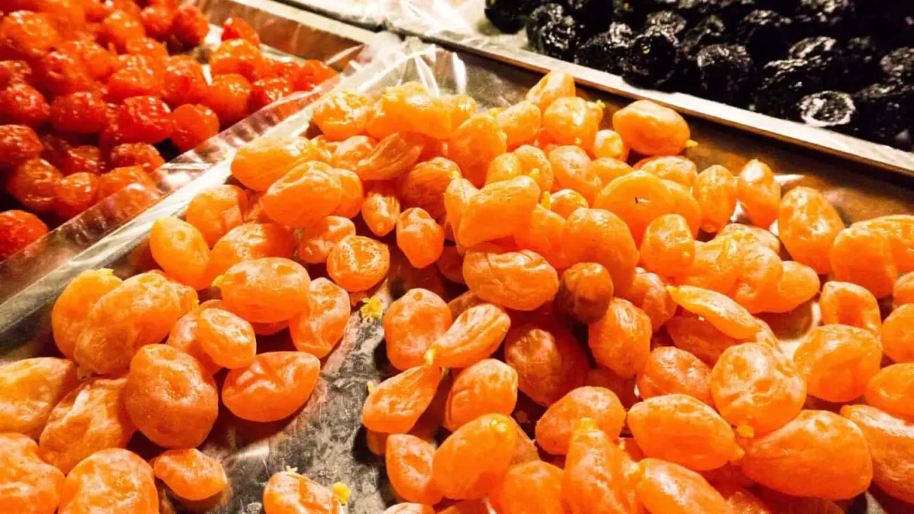 تصویر 2 از آلو بخارا روشن انتخابی جذاب برای ترکیب های خوش طعم