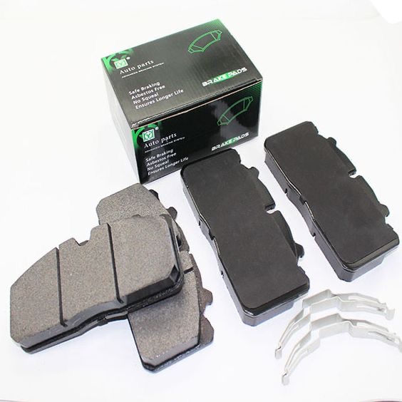 تصویر 5 از لنت ترمز سرامیکی مناسب رانندگی نرم و بی‌ صدا