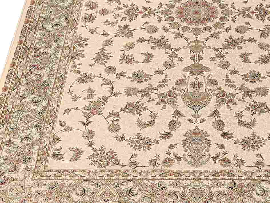 تصویر 3 از روفرشی ابریشم طرح باغ گل تابان یزد + جلوه هنری منحصر به فرد