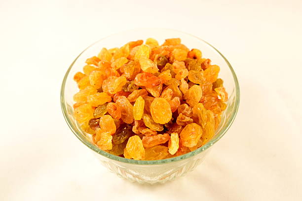 بهترین کشمش طلایی اراک جایگزین قند مصنوعی