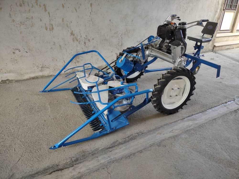 تصویر 4 از دروگر گندم چهار چرخ برای برداشت پایدار در زمین های وسیع