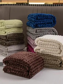 تصویر 1 از پتو مسافرتی ساده طرح مینیمال یک نفره