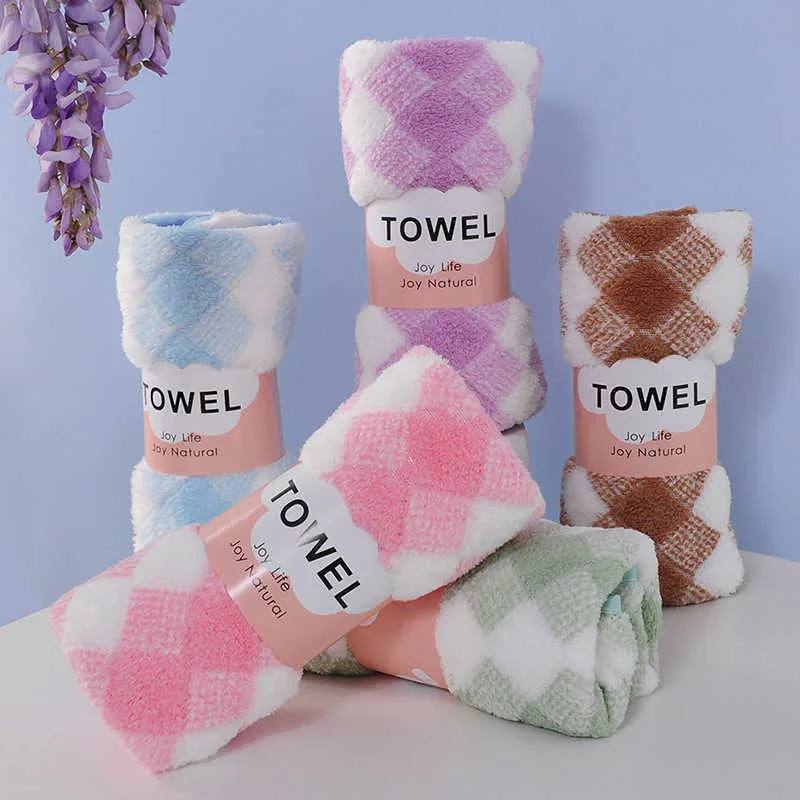 خرید از کارخانه و پخش عمده حوله دست و صورت پولیشی طرح میکس