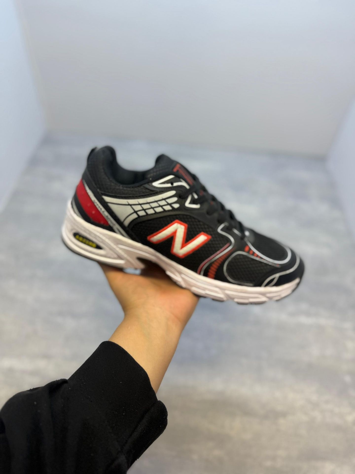 تصویر 1 از کفش نیو بالانس مردانه با فروش عمده