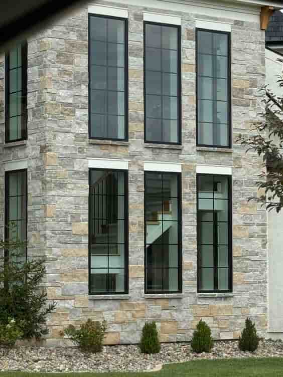 سنگ تراورتن درجه یک با رنگ‌ های متنوع برای نمای بیرونی