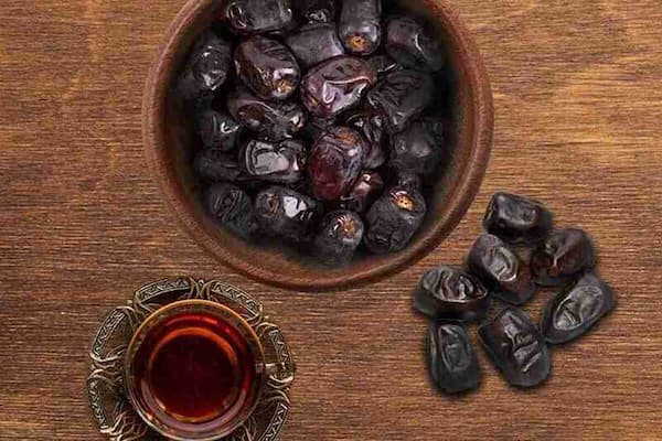 خرما مضافتی مجلسی با کیفیت ممتاز و مزه ای دلنشین