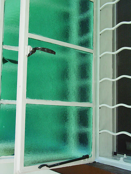 تصویر 4 از شیشه اپتیکال با دقت نوری بالا و ساختار حرفه ای