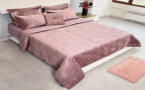 تصویر 2 از رو تختی خز دار با دوخت حرفه‌ ای و با دوام