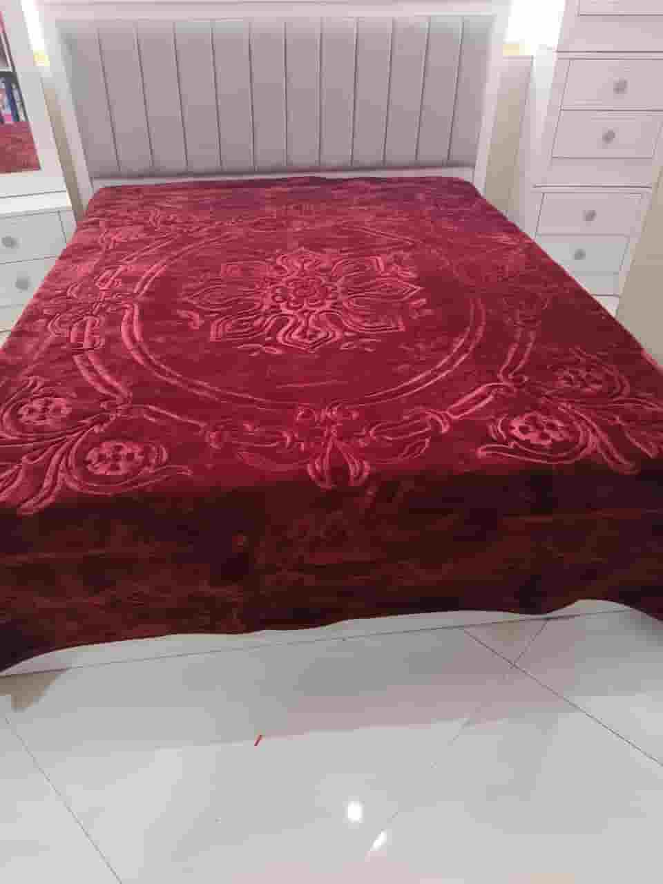 تصویر 5 از نمایندگی فروش عمده پتو نرمین طلایی