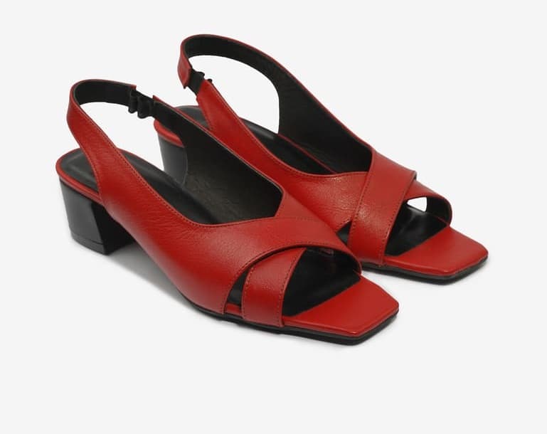 تصویر 1 از صندل زنانه چرم طبیعی با زیره مقاوم