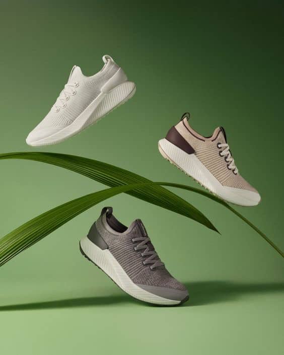 کفش اسکیچرز مردانه اورجینال با تهویه مناسب و دوام بالا