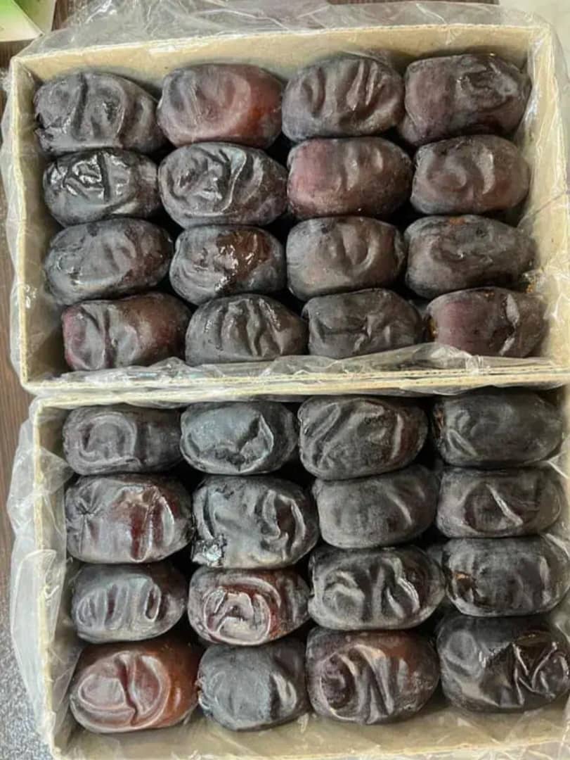 تصویر 2 از خرمای مضافتی مرغوب و ممتاز کرمان + قیمت عمده و صادراتی