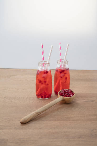 تصویر 2 از بهترین آب زرشک ترش بیرجند مفید و ارگانیک