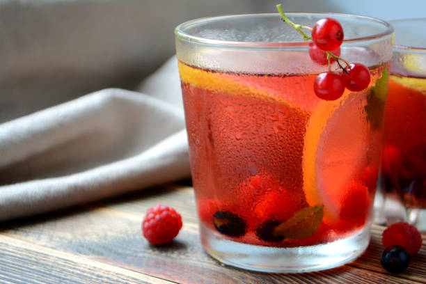 تصویر 1 از آب زرشک با زرشک تازه بیرجند خوش رنگ و لعاب