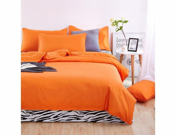 تصویر 3 از رو تختی نارنجی مدرن با طراحی مینیمال