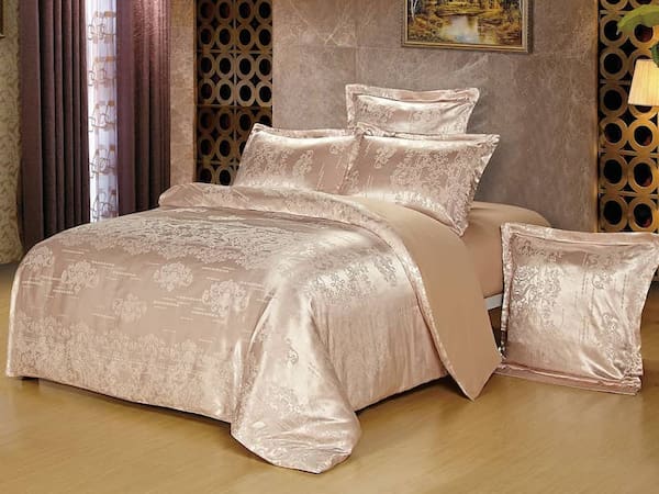 تصویر 3 از رو تختی ابریشمی سبک و خنک مناسب تابستان