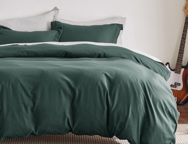 تصویر 1 از رو تختی سبز برای دکوراسیون آرامش‌ بخش اتاق خواب