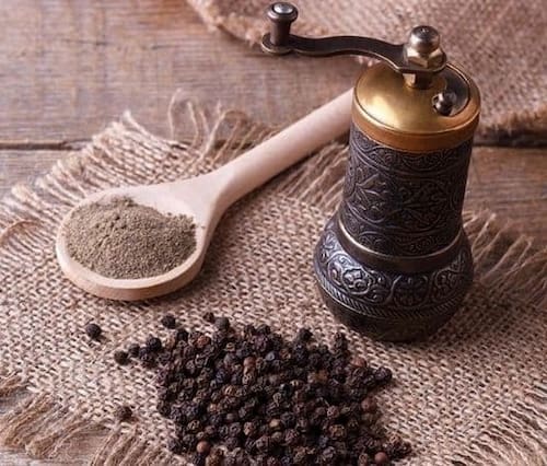 پودر فلفل سیاه خالص و معطر