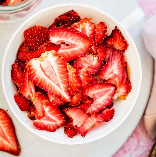 فروش توت فرنگی خشک