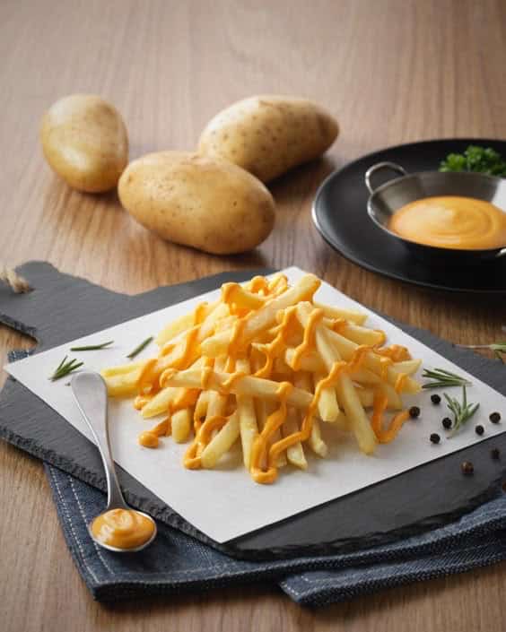 سیب‌ زمینی سرخ‌ کردنی منجمد با برش ‌های یک دست و کیفیت عالی