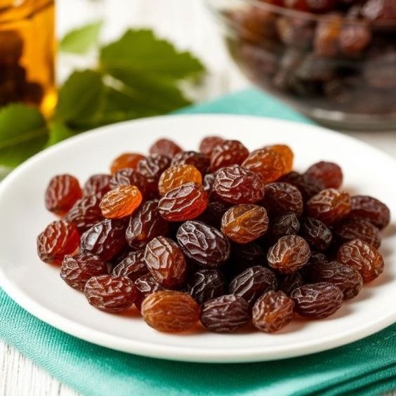 تصویر 1 از کشمش پلویی درجه یک با رنگ طبیعی و طعم شیرین