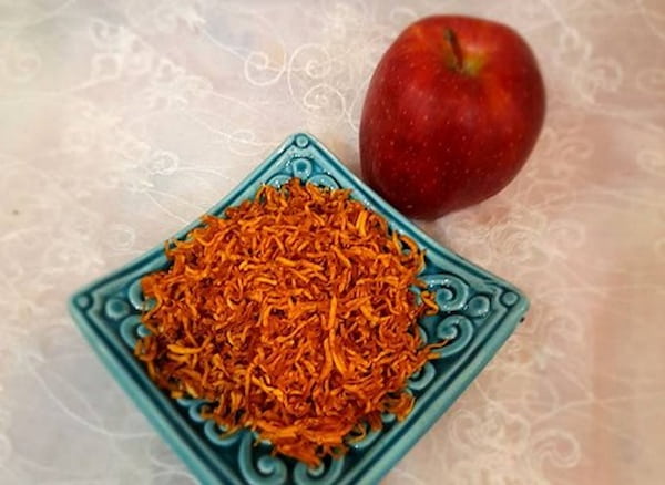 تصویر 2 از سیب خشک خلالی ترد و خوش طعم با بسته بندی با کیفیت