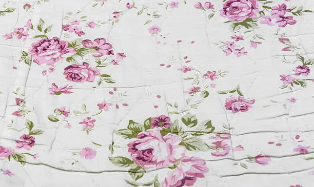 تصویر 1 از پتو مسافرتی گل صورتی طرح گل