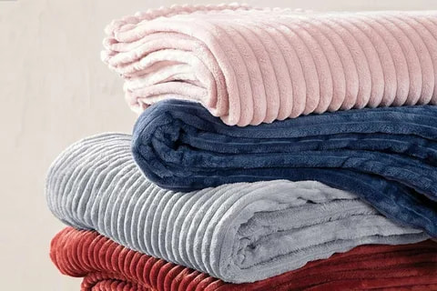 تصویر 1 از پتو مسافرتی گرم داغ و نرم