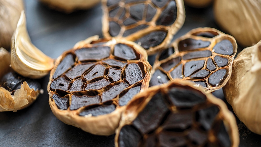 تصویر 4 از سیر سیاه تبریز آماده فروش و پخش عمده با بسته‌ بندی لوکس