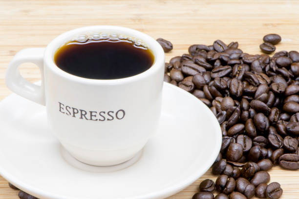 تصویر 2 از قهوه اسپرسو با دانه‌ های باکیفیت و عطر پیچ