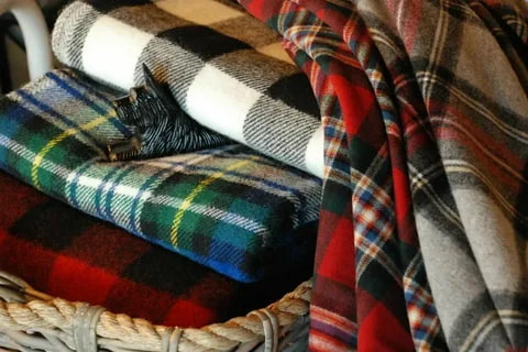 پتو مسافرتی شطرنجی چهارخانه کلاسیک