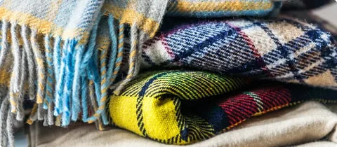 تصویر 2 از پتو مسافرتی شطرنجی چهارخانه کلاسیک