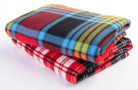 تصویر 3 از پتو مسافرتی شطرنجی چهارخانه کلاسیک