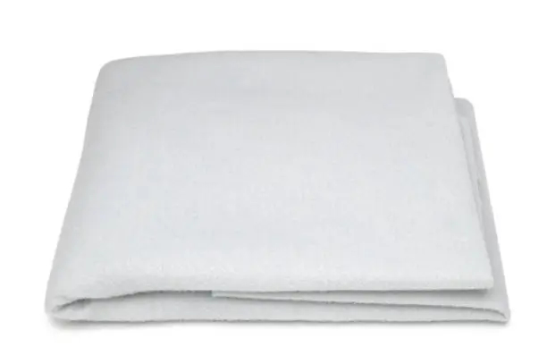 تصویر 3 از پتو مسافرتی سفید رنگ روشن