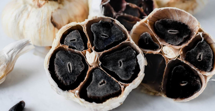 تصویر 1 از سیر سیاه چینی تخمیر شده با بسته‌ بندی لوکس