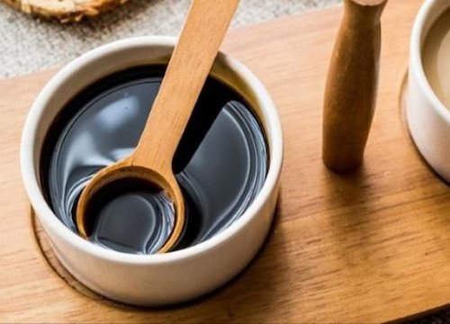 تصویر 4 از شیره خرما شیرین‌ کننده طبیعی و مقوی