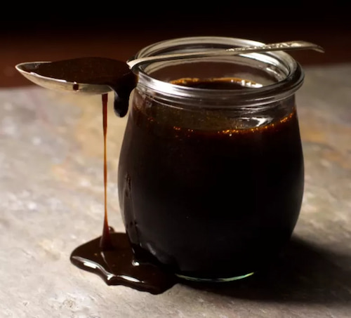 تصویر 4 از شیره خرما با بسته‌ بندی کاملاً بهداشتی و استاندارد