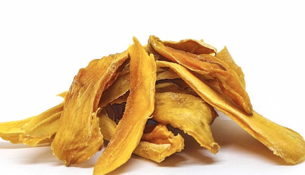 تصویر 1 از انبه خشک خلالی تازه و با کیفیت مناسب میان وعده