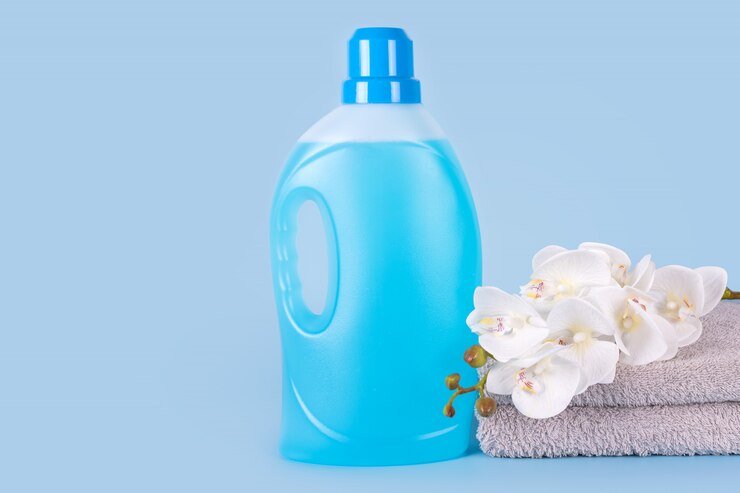 تصویر 4 از مایع لباسشویی تاید با فرمول موثر و پاکسازی یک نواخت پارچه ها