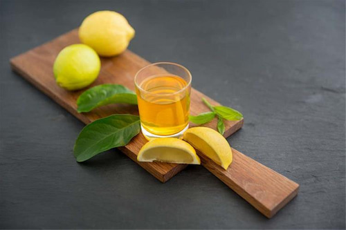 اسانس لیمو + طعم‌ دهنده‌ ای تازه و خوش‌ عطر